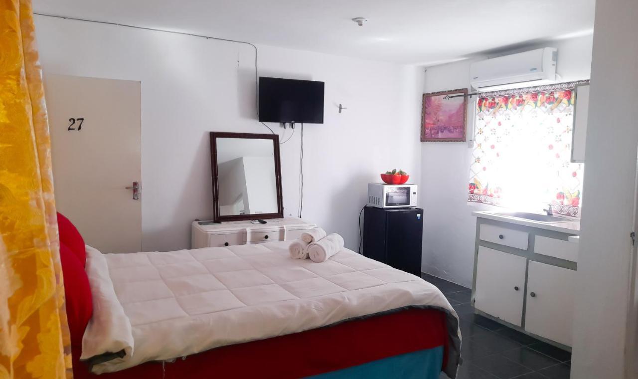 Affordable And Cozy At Content Guest House Ocho Rios Exterior photo