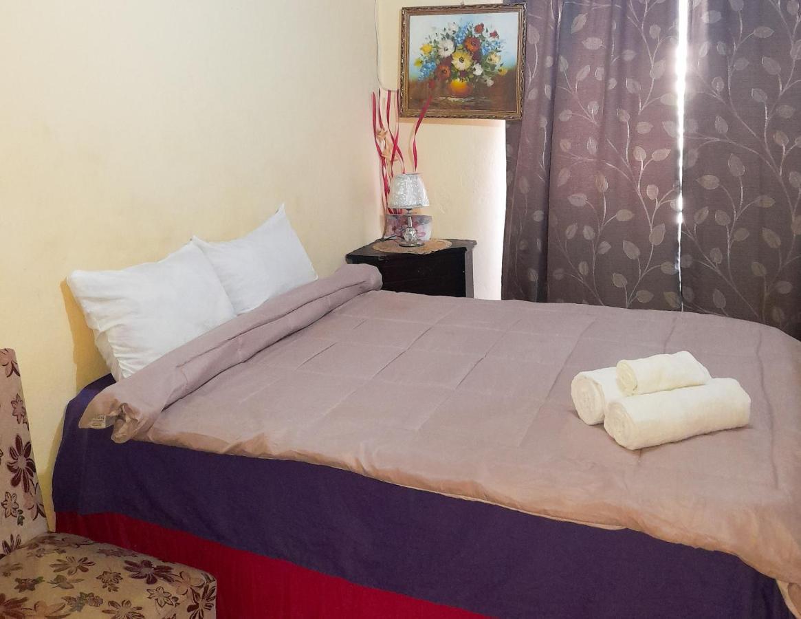 Affordable And Cozy At Content Guest House Ocho Rios Exterior photo